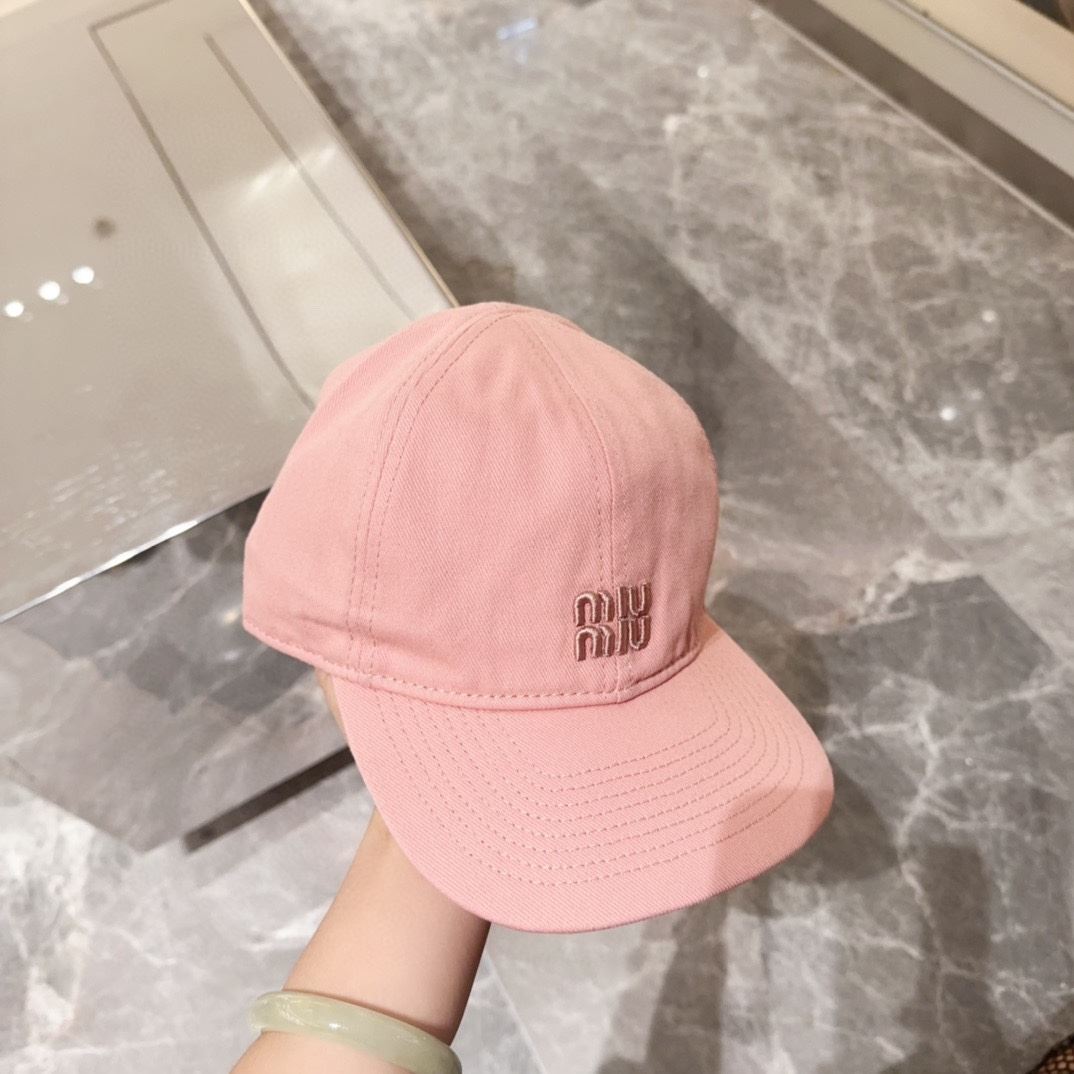 Miu Miu Caps